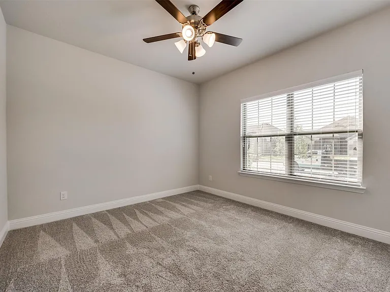 4008 Gray Wolf Dr — Photo 16