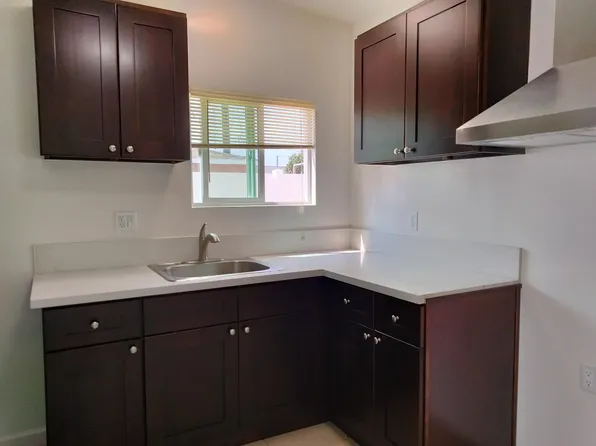 2151B Walnut St, La Verne, CA 91750