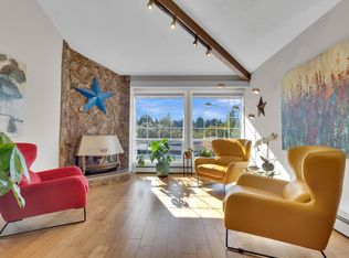 5216 201a St #30, Langley, BC V3A1S4