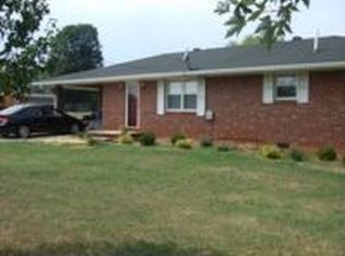 220 Lynn Dr, Sparta, TN 38583