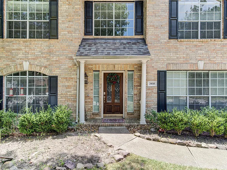 2935 Apple Forest Ct — Photo 3