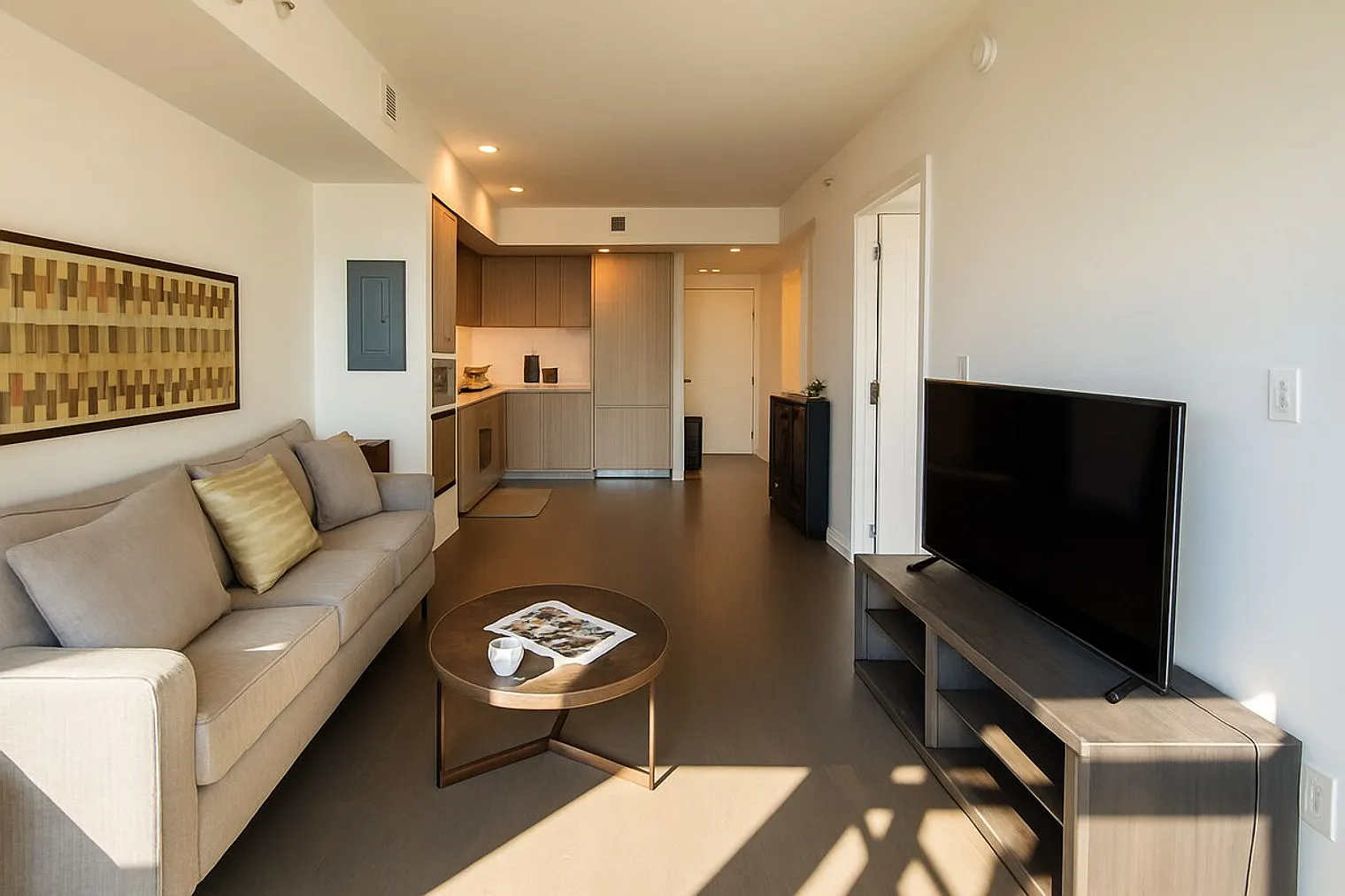 1 bed, 1.0 bath, $6,185 — Photo 4
