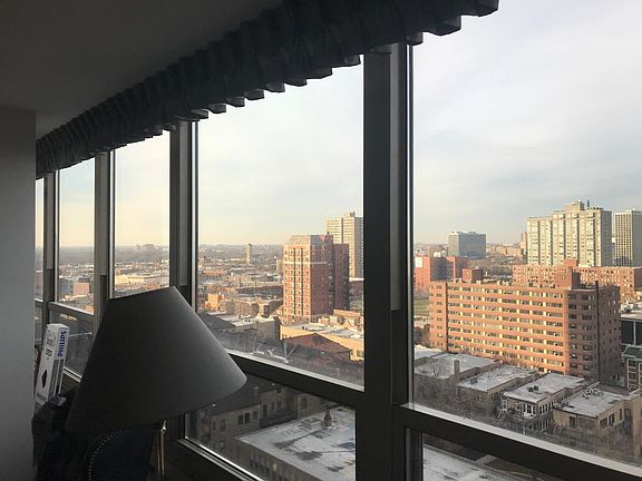 2nd image of 3950 N Lake Shore Dr APT 1510B