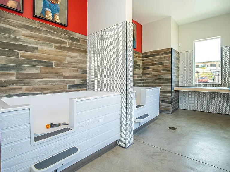 Azure Apartments — Photo 34