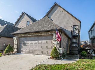 23010 Roberts Run #91, Bay Village, OH 44140