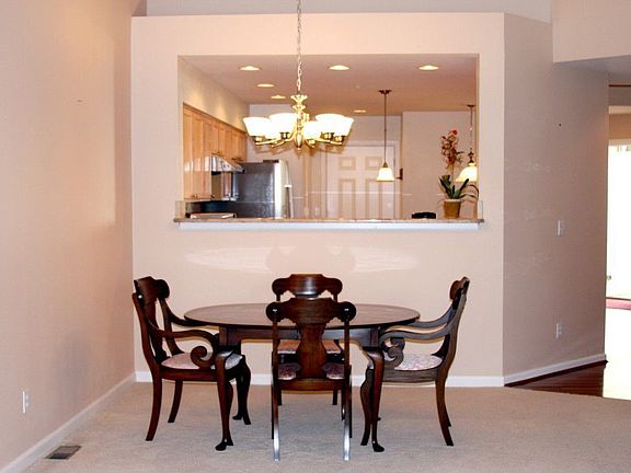 4th image of 5909 Panorama Dr SE APT 16-102