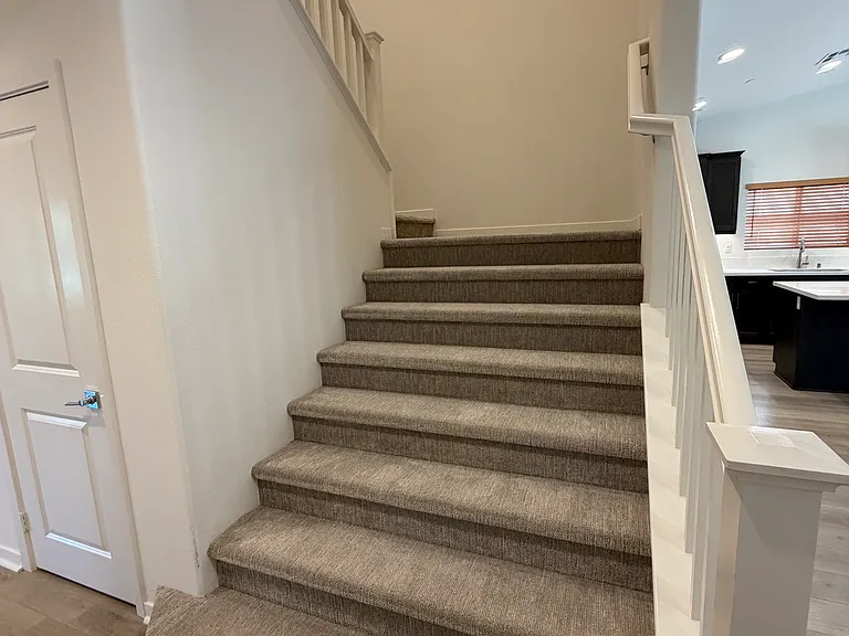 15544 Kings Peak Dr — Photo 30