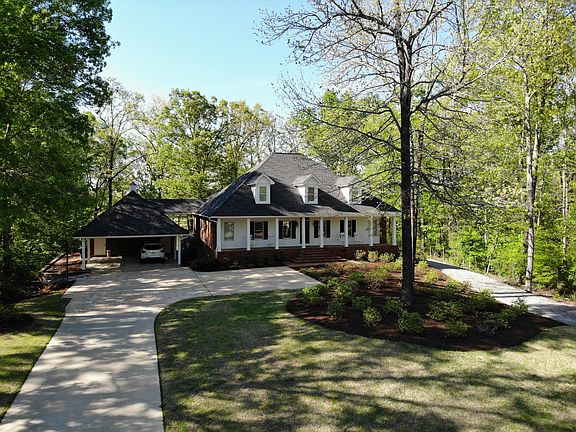 3rd image of 133 Dogwood Dr