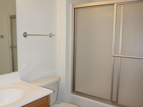 5th image of 5315 Ohio St APT 3