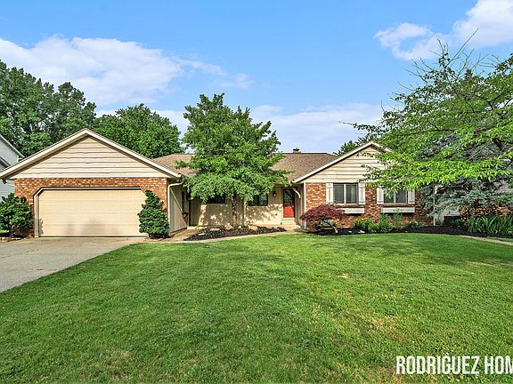 2nd image of 1110 Alden Ct