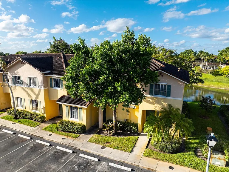 6051 SW 19th Pl — Photo 32