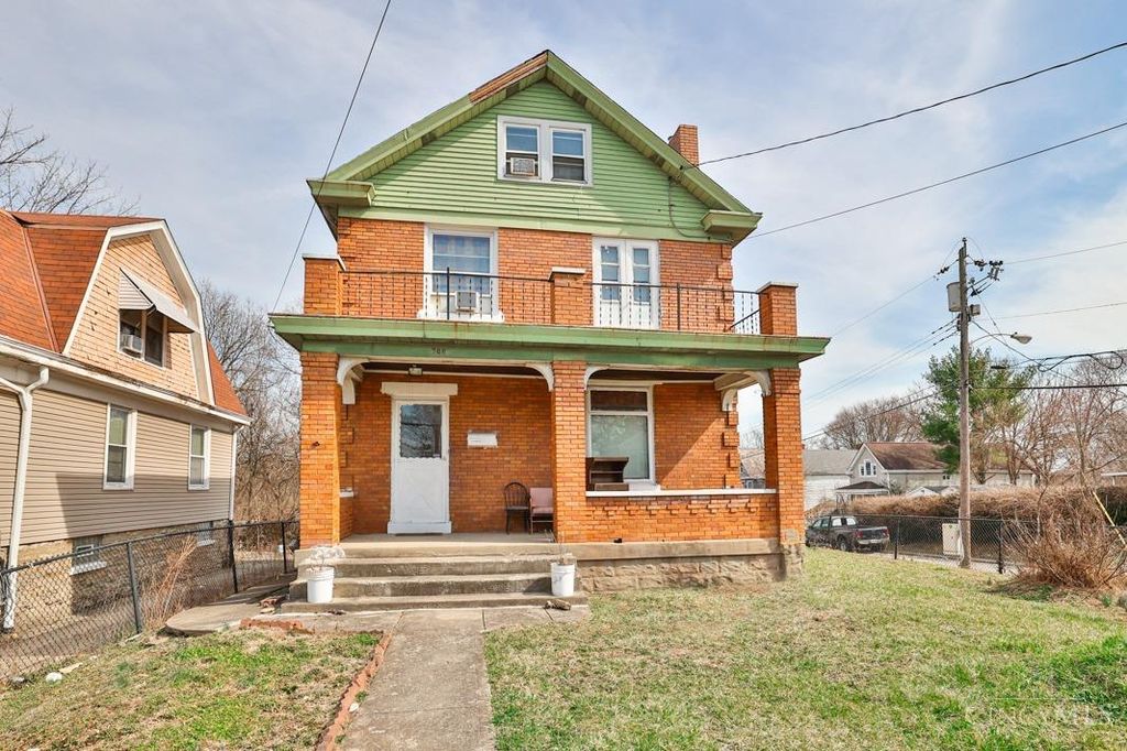 Real estate listing image