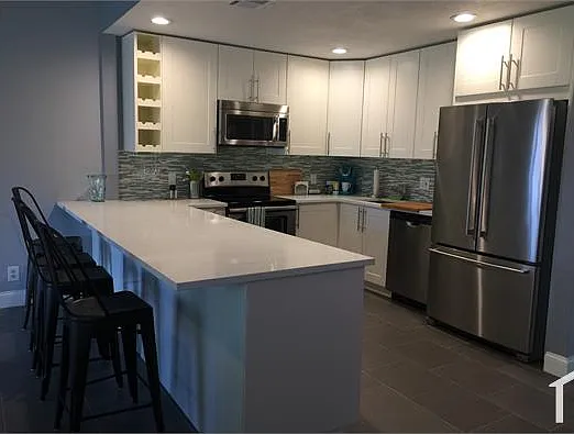 3 bed, 1800 sqft, $3,700 — Photo 1
