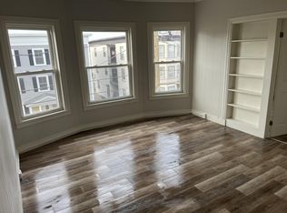 185-12 Beech St, Manchester, NH 03103