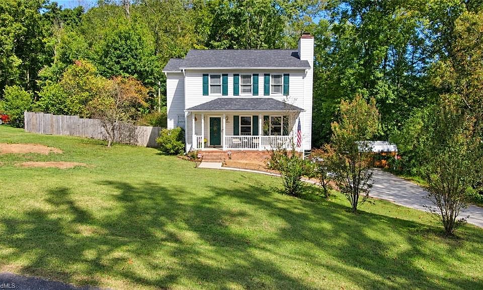 1st image of 5051 Commodore Ln