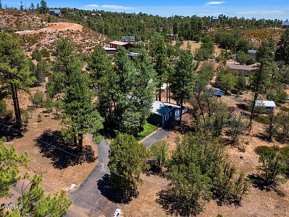 5th image of 899 Navajo Trl