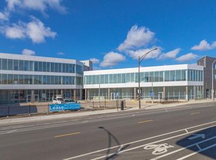 2750 N Elston Ave #202, Chicago, IL 60647