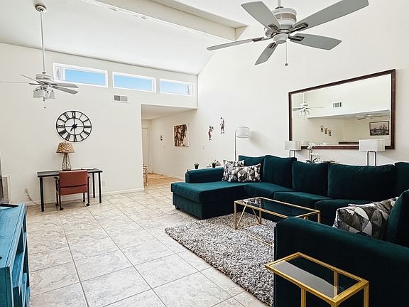3rd image of 70 Durango Cir #1