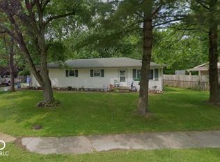 11028 Monroe Ct, Indianapolis, IN