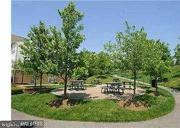 4th image of 2410 Chestnut Terrace Ct Unit 203