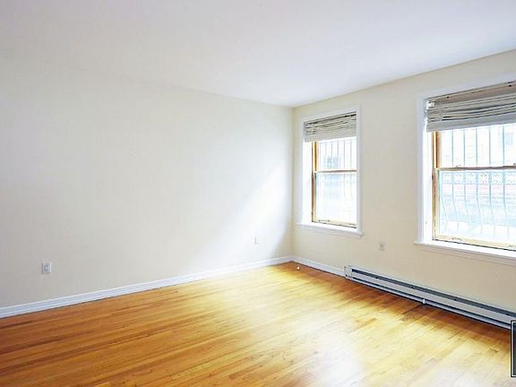 5th image of 30 W 76th St APT 1