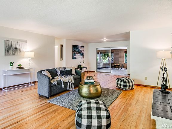 5th image of 12621 Gravelly Lake Dr SW