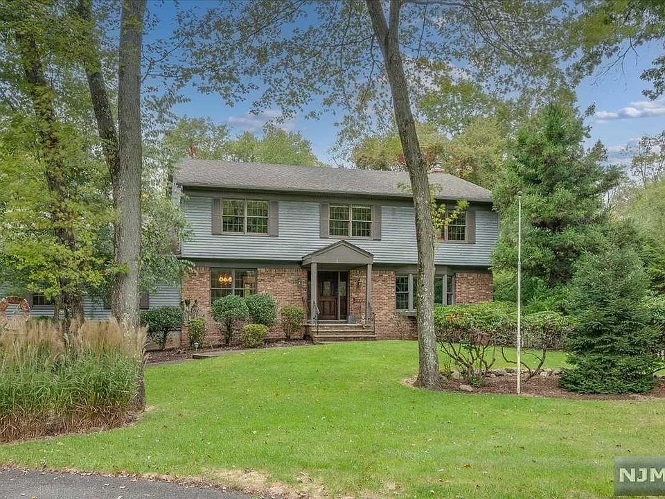 1st image of 41 Fawn Hill Ct
