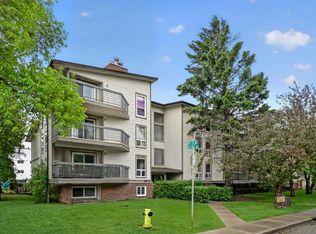 239 N 6th Ave NE #203, Calgary, AB T2E 0L8