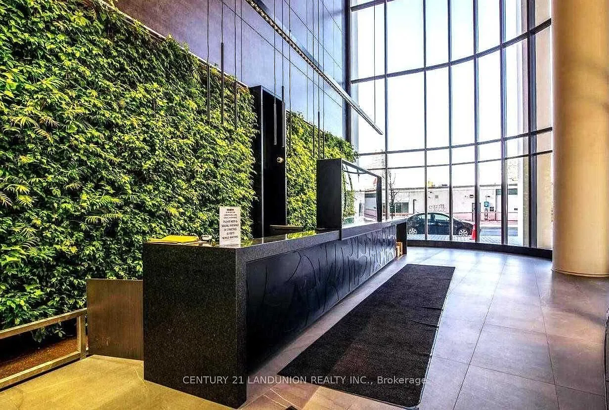 2 bed, $2,700 — Photo 2