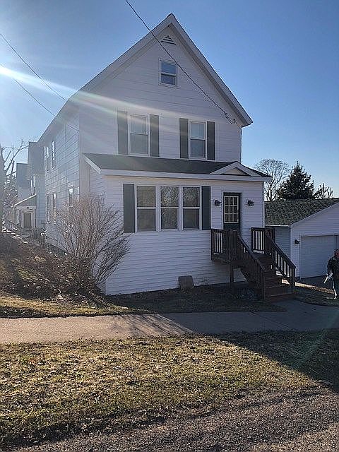 1st image of 406 4th St