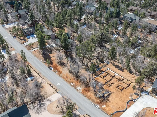 1603 Angels Camp Rd, Big Bear City, CA 92314