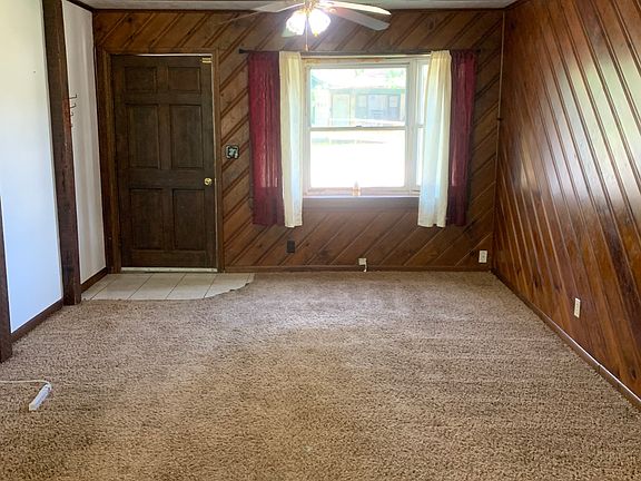 3rd image of 612 W Emporia Ave