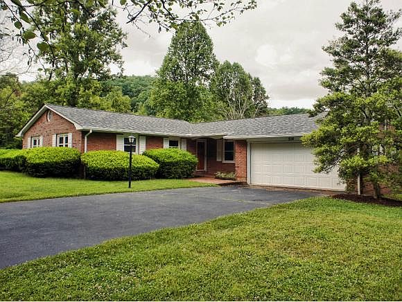 1st image of 514 Terrace Lake Dr