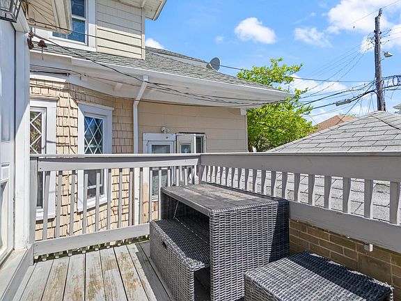 4th image of 11 N Weymouth Ave