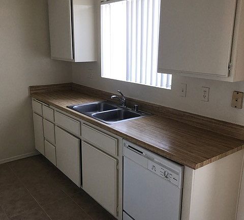 3rd image of 13605 Cerise Ave APT 12
