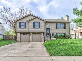 537 Kenneth Ln, Belton, MO 64012