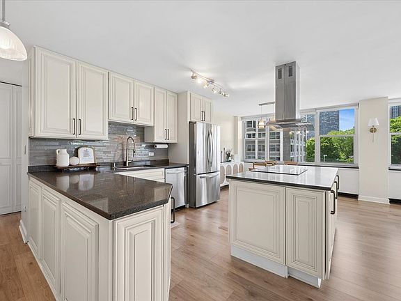 2nd image of 4250 N Marine Dr APT 435