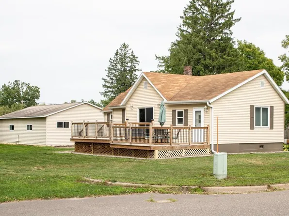 135 W Franklin Ave, Barron, WI 54812