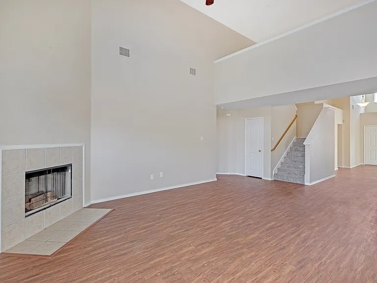 1029 Magnolia Ln — Photo 7