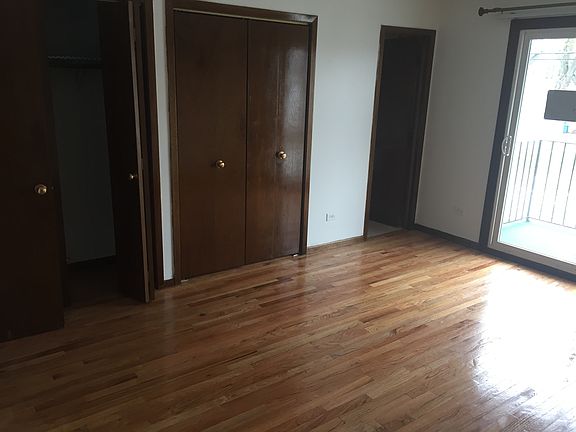 3rd image of 2831 Rose St