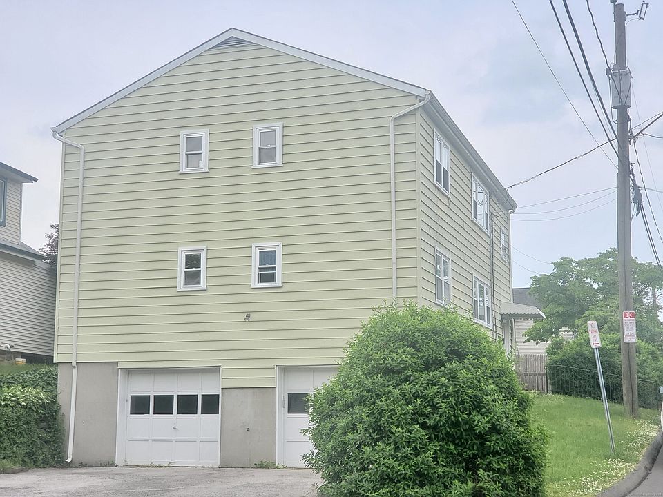 1st image of 15 Berges Avenue