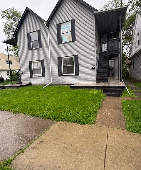 353 Parker Ave #L2 — Photo 1