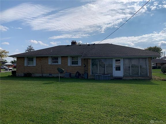 3rd image of 39 March Ave