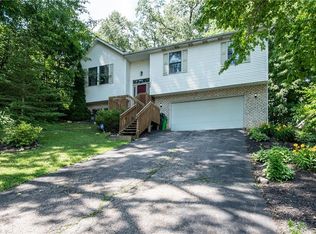 235 W Glenridge Rd, Akron, OH 44319