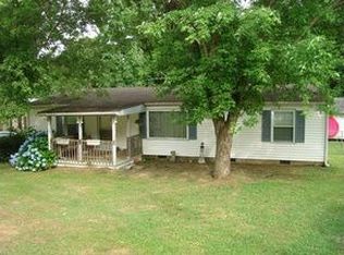 6983 Wright Rd, Thomasville, NC 27360