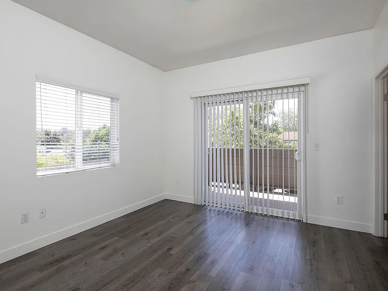 Tierrasanta Ridge — Photo 52