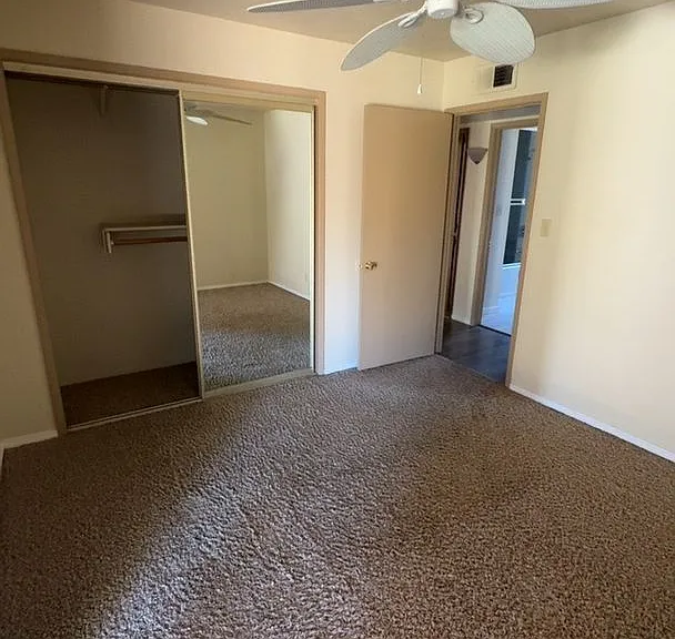 3504 W Cutler Ave — Photo 9