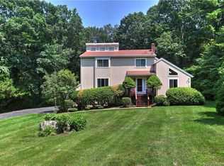 67 Harmony Ln, Monroe, CT 06468