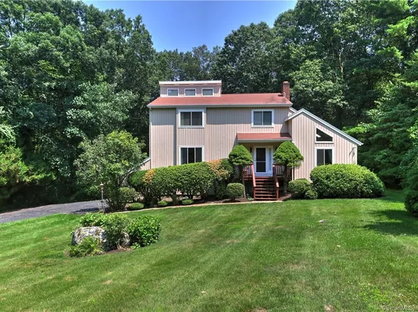67 Harmony Lane, Monroe, CT 06468