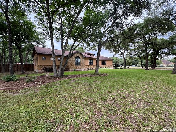 3rd image of 152 legacy ranch